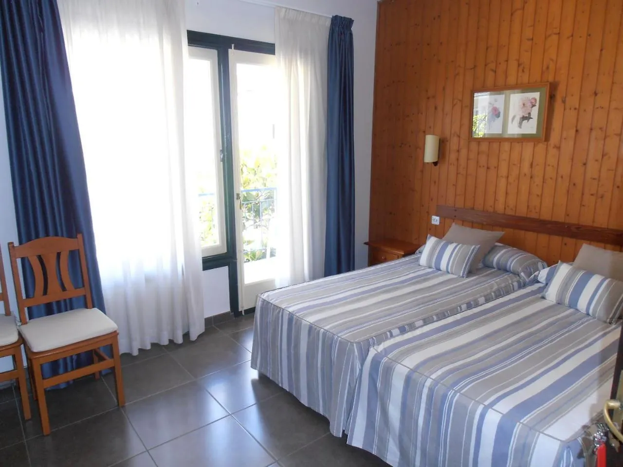 **  Hotel Marblau Tossa Tossa de Mar İspanya